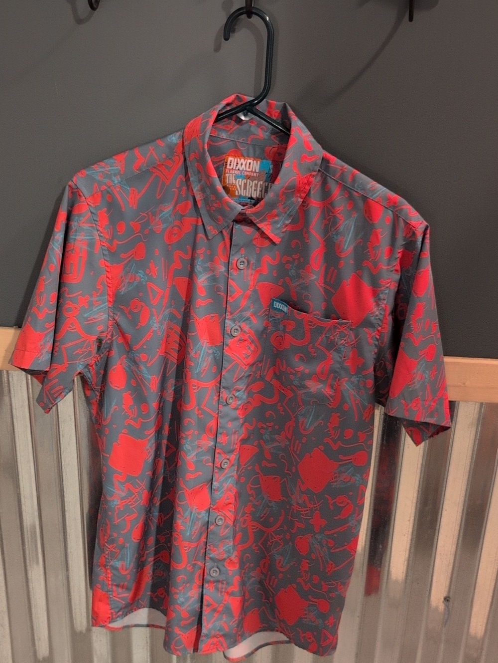 DIXXON Short-Sleeve Button-Down Shirt in Red and Gray Abstract Print